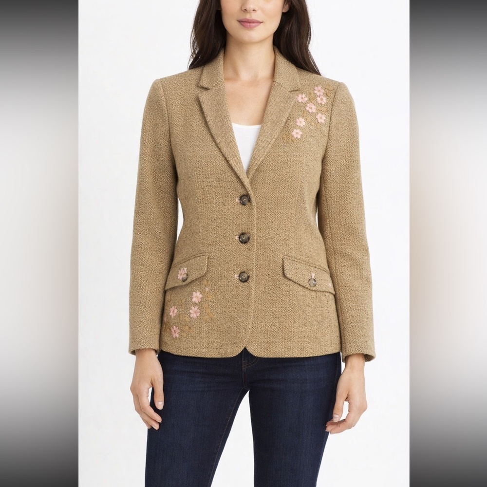American Eagle Tweet Embroidered Blazer